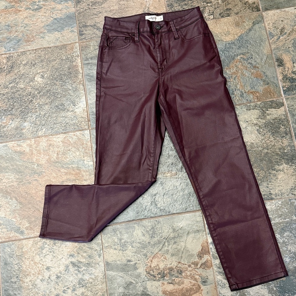 Stylish Women's Ankle Jeans in Rich Burgundy Purple